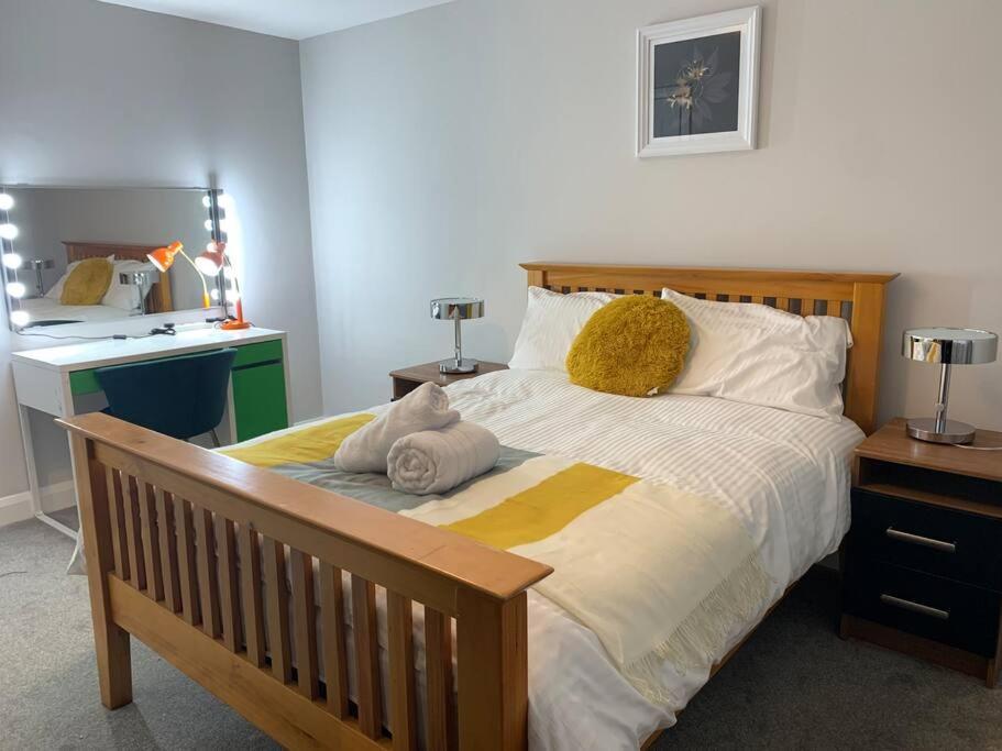 Aqua Dreams - Serviced Luxury Modern Belfast City Centre 2 Bed Apartment Zewnętrze zdjęcie