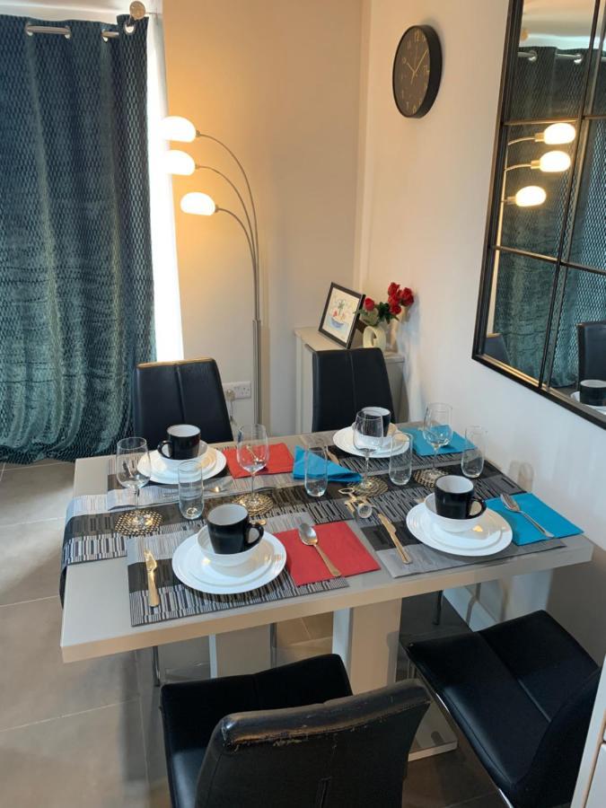 Aqua Dreams - Serviced Luxury Modern Belfast City Centre 2 Bed Apartment Zewnętrze zdjęcie