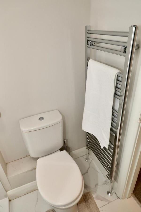 Aqua Dreams - Serviced Luxury Modern Belfast City Centre 2 Bed Apartment Zewnętrze zdjęcie